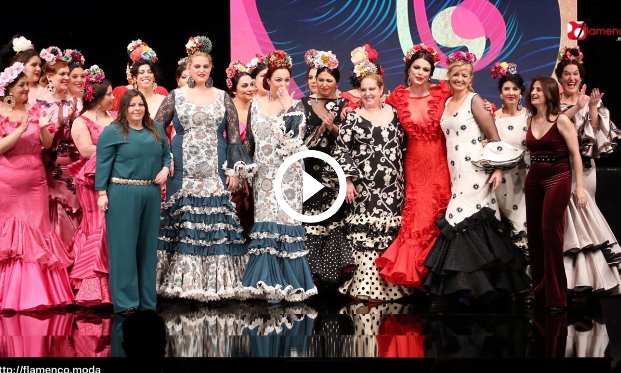 Curvy and flamenco fashion: Sonibel