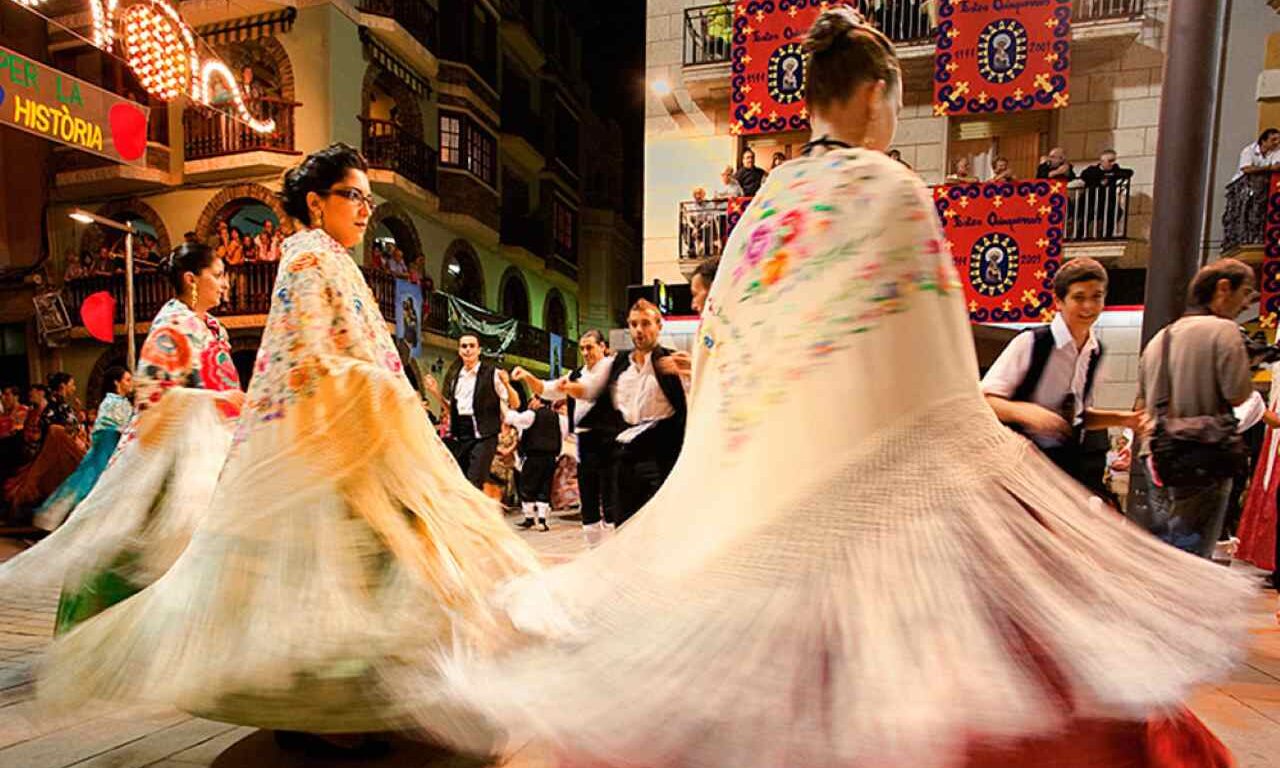 Fiestas con mantón de Ulldecona