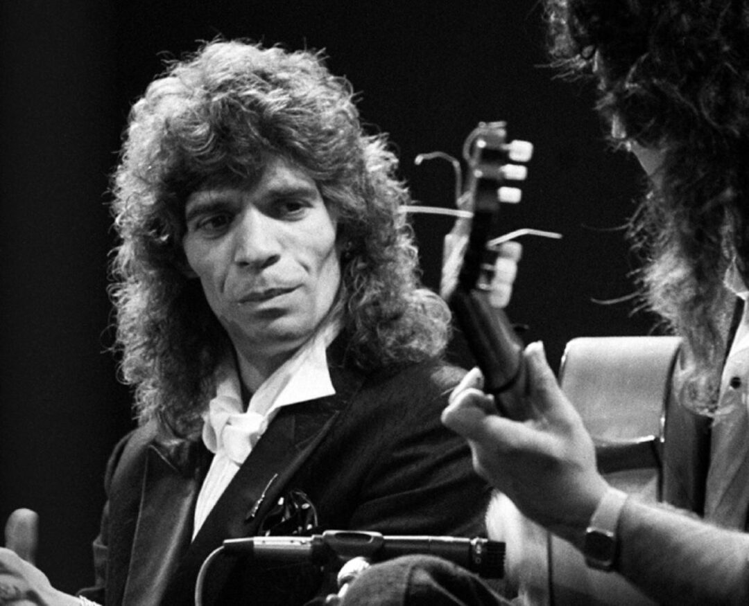 what-did-camar-n-de-la-isla-do-to-become-a-legend-all-flamenco