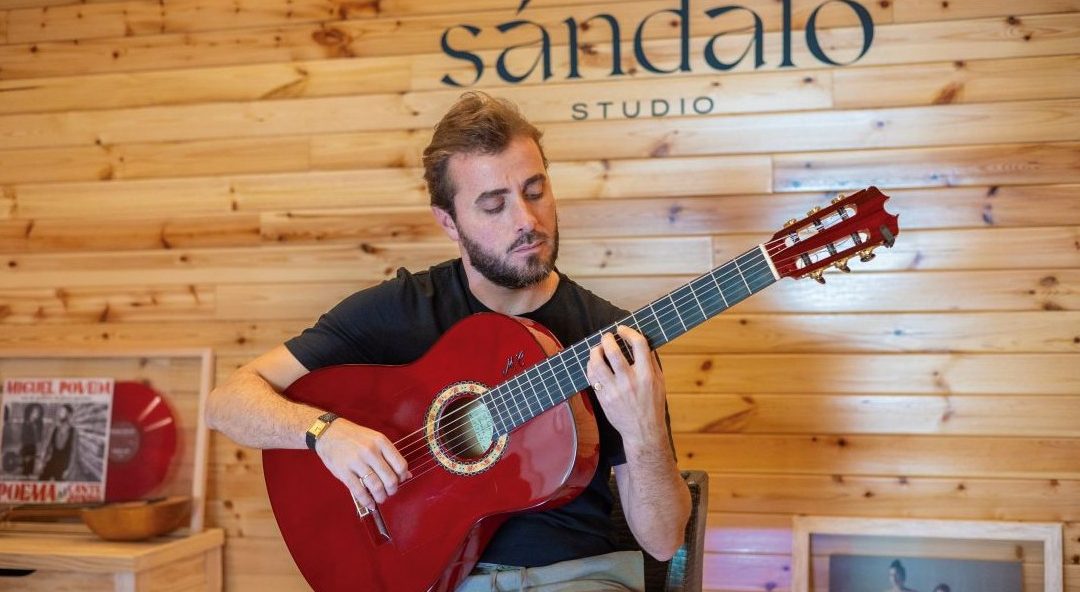 El Museo de Camaron pone en valor la guitarra de La Isla a través de una exposición